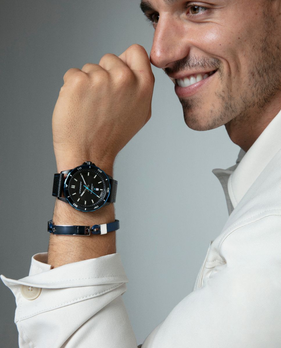 PULSERA DE HOMBRE DE ACERO Y PIEL AZUL