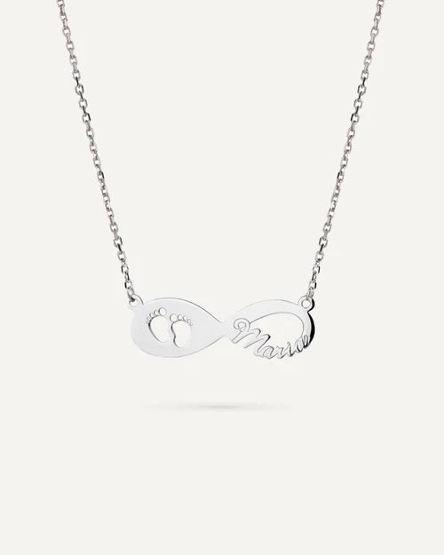 COLLAR INFINITO PERSONALIZADO CON PIES DE BEBÉ EN PLATA DE LEY